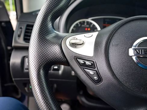 Used 2019 Nissan Sentra S FWD image 15