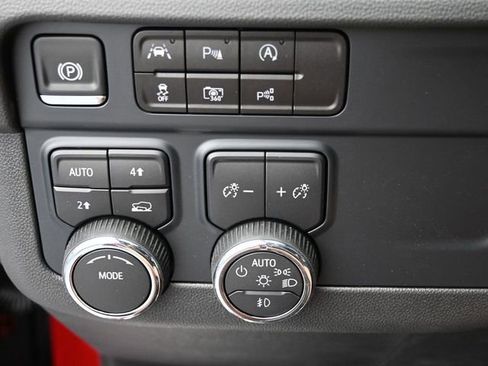 New 2025 Chevrolet Tahoe Premier image 35