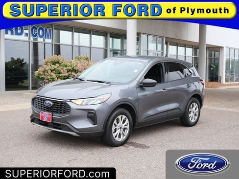 Certified 2024 Ford Escape Active AWD/4WD image 1
