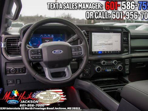 New 2026 Ford F250 Lariat w/ Black Appearance Package image 31