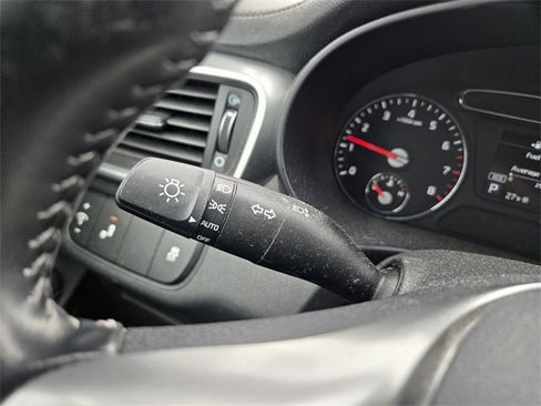 Used 2019 Kia Sorento LX w/ LX Convenience Package image 20