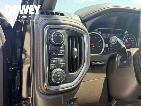 Used 2020 Chevrolet Silverado 2500 LTZ w/ LTZ Premium Package AWD/4WD image 16