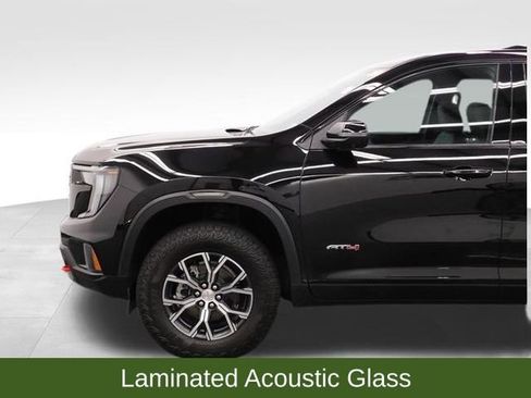 Used 2024 GMC Acadia AT4 w/ Luxury Package image 13