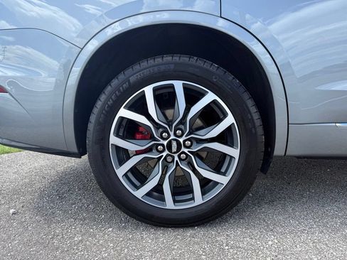 Certified 2024 Cadillac XT6 Sport AWD/4WD image 16