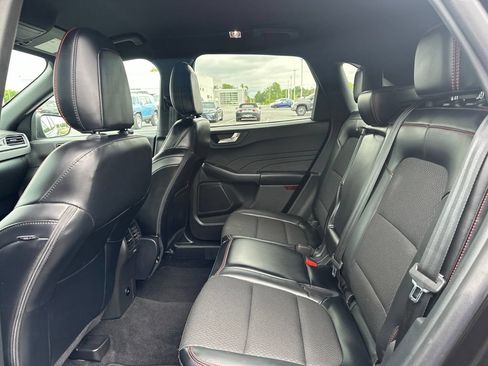 Used 2025 Ford Escape ST-Line FWD image 29