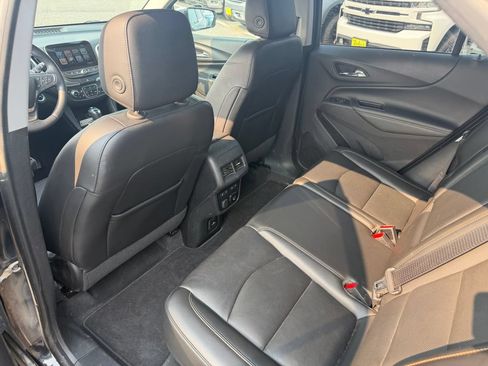 Used 2018 Chevrolet Equinox Premier AWD/4WD image 5
