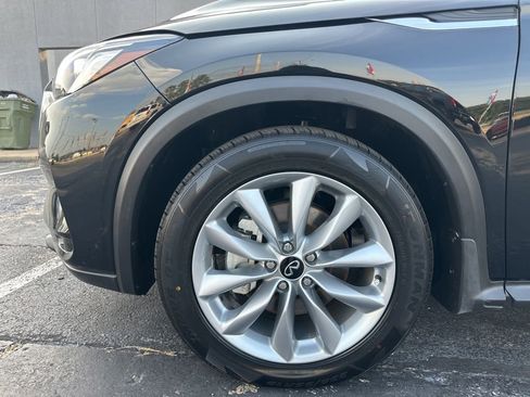 Used 2022 INFINITI QX50 Essential image 26