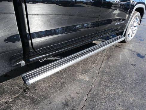Certified 2024 GMC Sierra 1500 Denali image 5