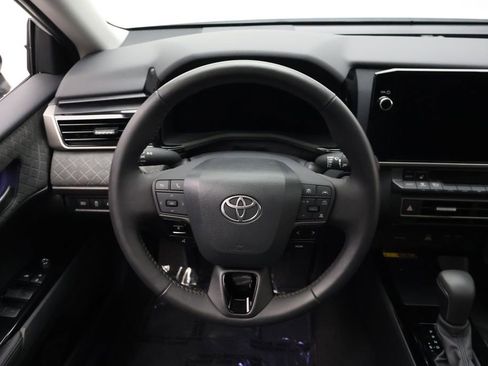 Certified 2025 Toyota Camry XLE FWD image 23