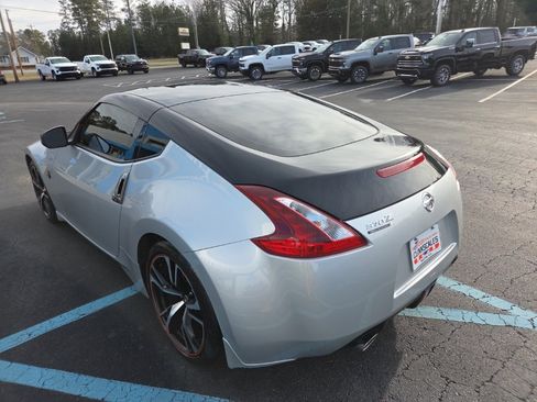 Used 2020 Nissan 370Z image 6