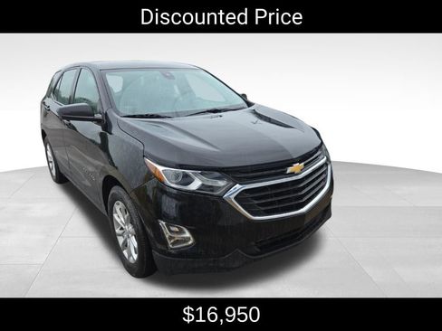 Used 2020 Chevrolet Equinox LS FWD image 3