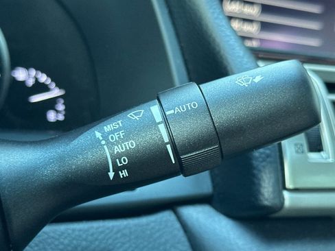 Used 2016 Lexus LS 460 AWD w/ Comfort Package image 32