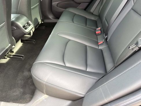 Used 2019 Tesla Model 3 Standard Range Plus image 14