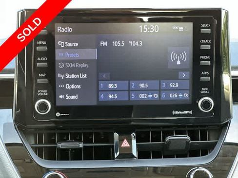 Used 2022 Toyota Corolla LE FWD image 11