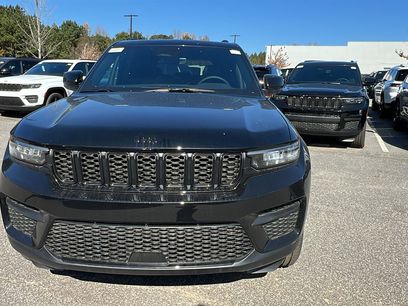 New 2025 Jeep Grand Cherokee Altitude