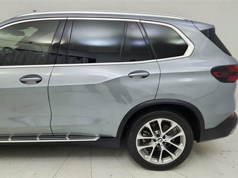 Used 2024 BMW X5 sDrive40i image 5