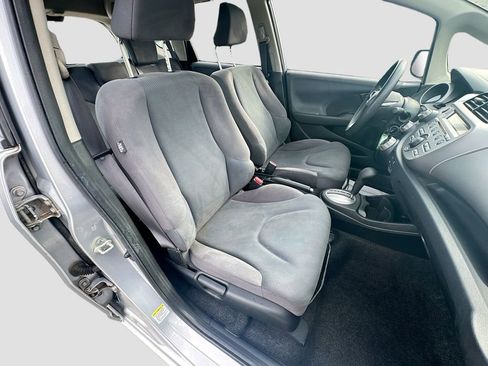 Used 2013 Honda Fit image 30