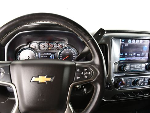 Used 2018 Chevrolet Silverado 1500 LT w/ All Star Edition AWD/4WD image 19