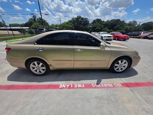 Used 2007 Lexus ES 350 w/ Premium Pkg FWD image 14