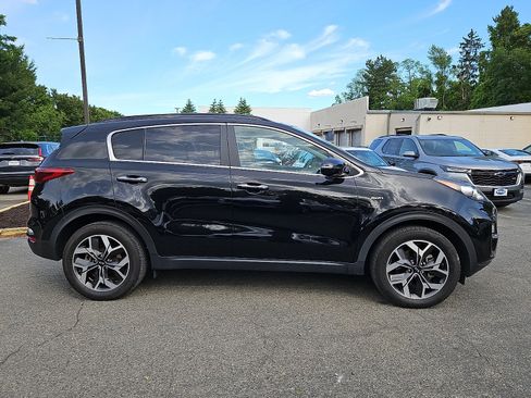 Used 2021 Kia Sportage EX w/ EX Technology Package AWD/4WD image 8