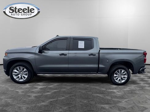 Used 2022 Chevrolet Silverado 1500 Custom w/ Safety Confidence Package image 2