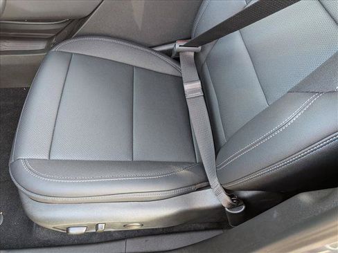 New 2026 Chevrolet Equinox EV LT AWD/4WD image 4