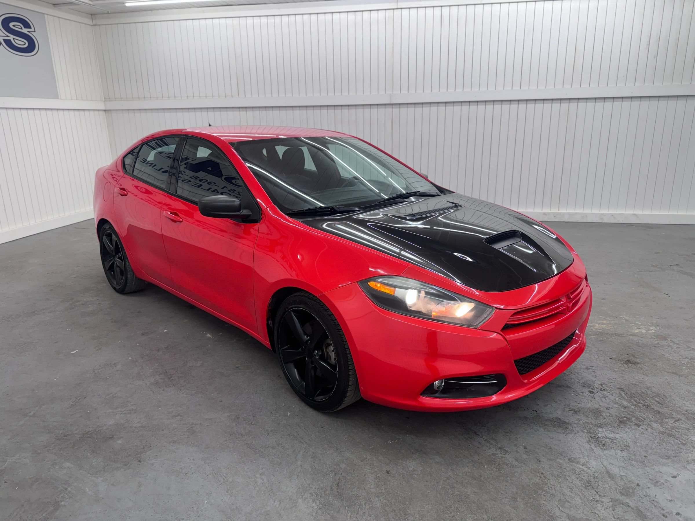 Used 2016 Dodge Dart SXT w/ Rallye Appearance Group FWD image 3