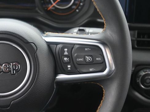 Used 2024 Jeep Wrangler Sahara AWD/4WD image 29