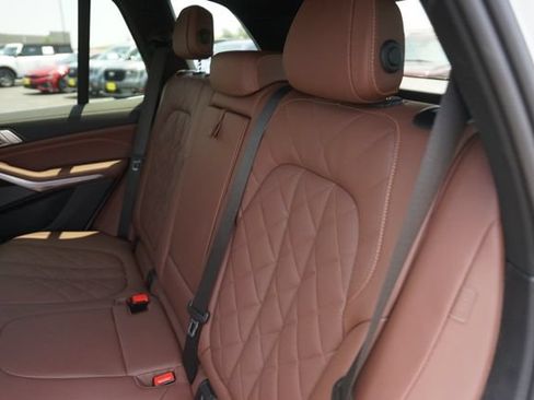 Used 2023 BMW X5 xDrive40i w/ Premium Package AWD/4WD image 14