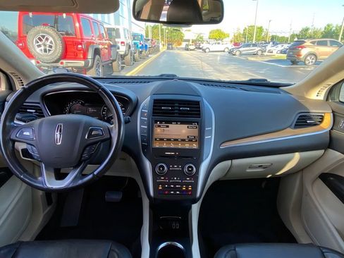 Used 2016 Lincoln MKC Reserve w/ Lincoln MKC Climate Package AWD/4WD image 17