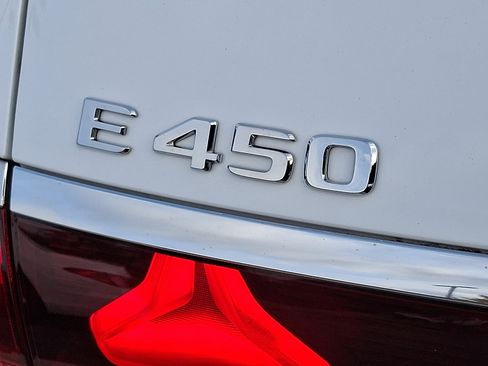 Used 2024 Mercedes-Benz E 450 4MATIC All-Terrain Wagon image 30