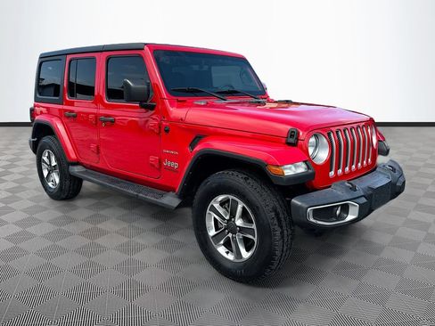 Certified 2022 Jeep Wrangler Unlimited Sahara AWD/4WD image 4
