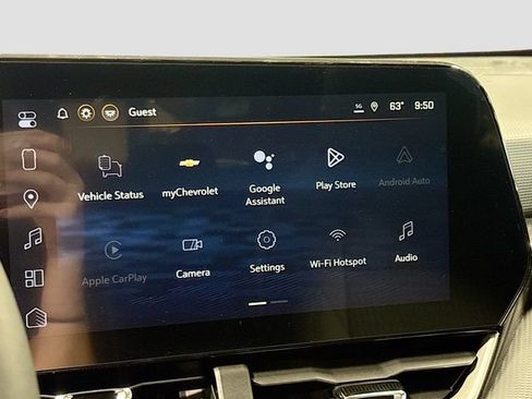 New 2026 Chevrolet Equinox LT w/ LPO, Floor Liner Package AWD/4WD image 17