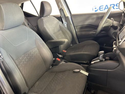 Used 2021 Nissan Kicks S FWD image 31
