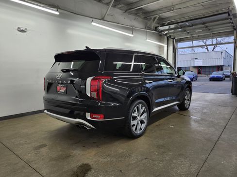 Used 2021 Hyundai Palisade Limited image 4