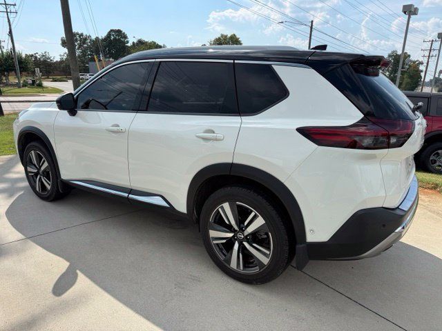 Used 2021 Nissan Rogue Platinum AWD/4WD image 5