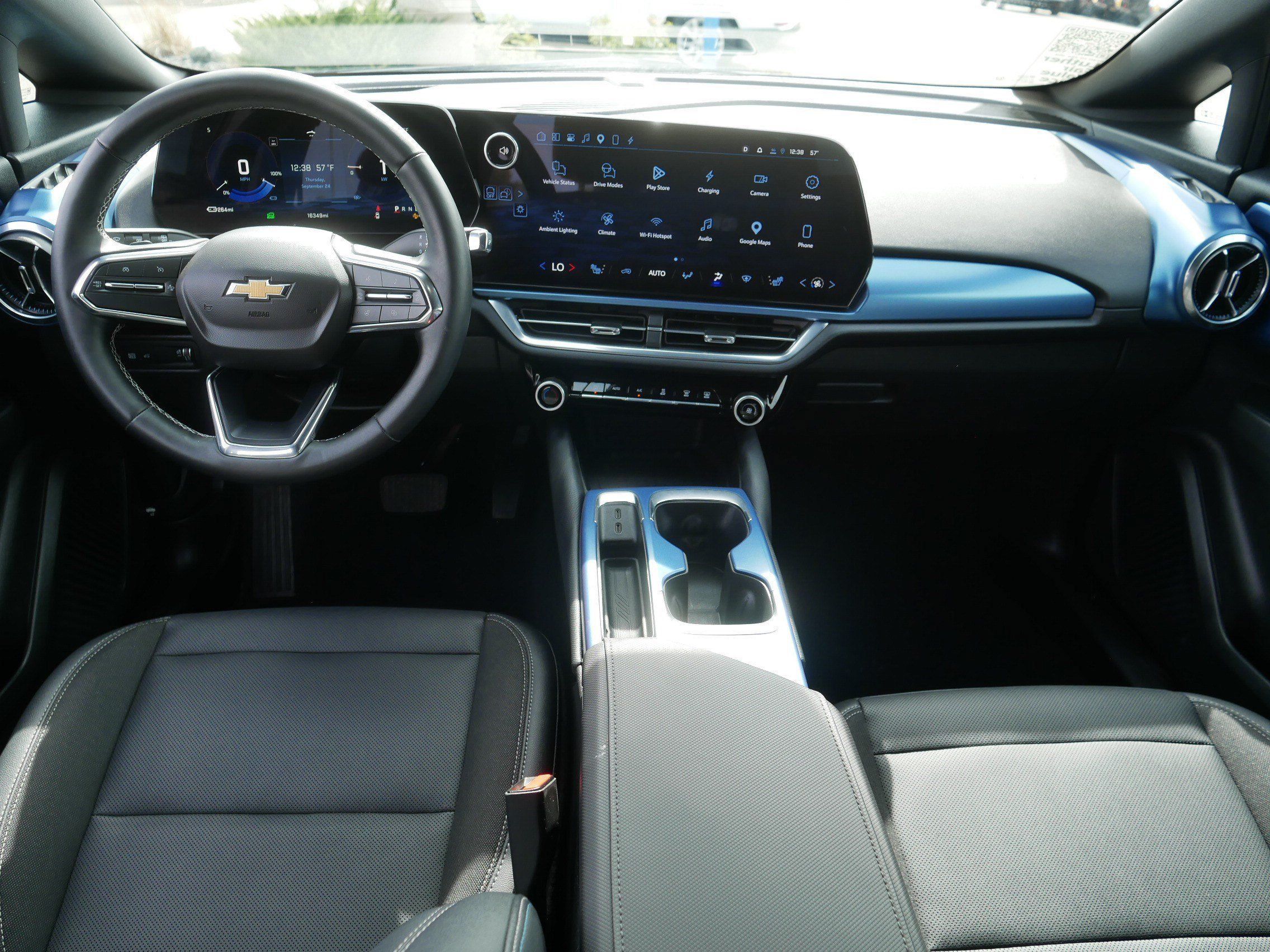 Used 2024 Chevrolet Equinox EV LT AWD/4WD image 10