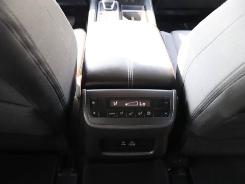 Used 2025 Nissan Pathfinder SV AWD/4WD image 22