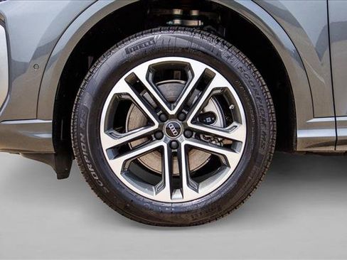 New 2026 Audi Q5 Premium AWD/4WD image 9