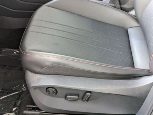 Used 2024 Volkswagen Tiguan Wolfsburg Edition image 15