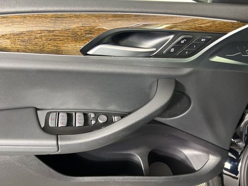 Used 2021 BMW X3 xDrive30i w/ Convenience Package image 17