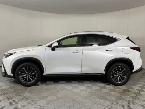 Used 2023 Lexus NX 250 FWD w/ Towing Package (2000 Lbs) image 3