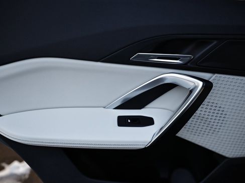 New 2026 BMW X1 xDrive28i image 21