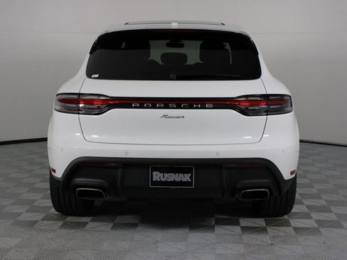 New 2026 Porsche Macan image 6