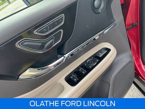 Certified 2021 Lincoln Corsair Reserve w/ Elements Package AWD/4WD image 14