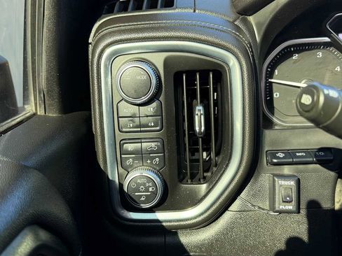 Used 2020 GMC Sierra 3500 Denali w/ Denali Ultimate Package AWD/4WD image 14