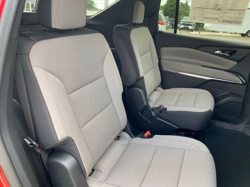 New 2026 Chevrolet Traverse LT w/ Sun and Wheel Package image 21