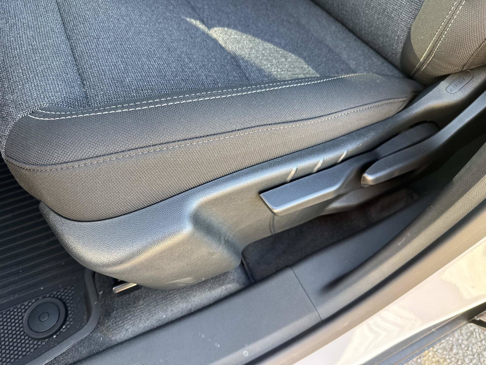 New 2027 GMC Terrain Elevation w/ LPO, Floor Liner Package FWD image 21