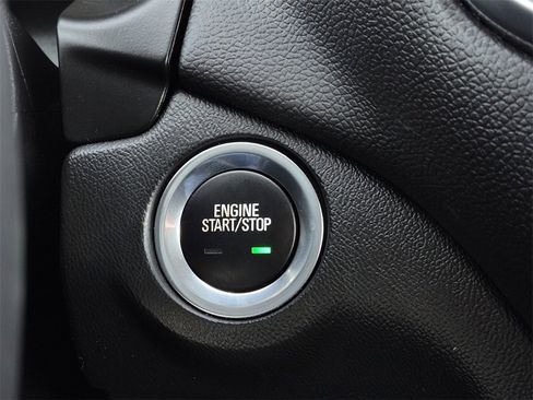 Certified 2022 Chevrolet Equinox LT image 24