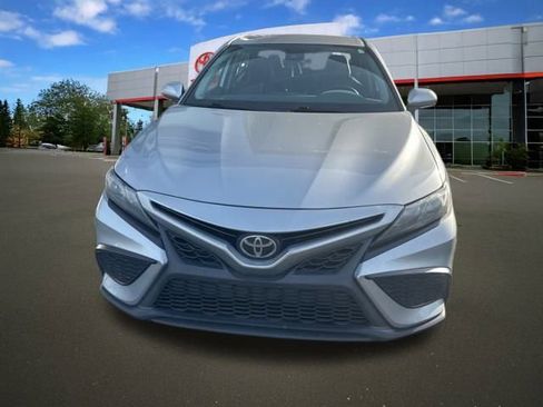 Used 2022 Toyota Camry SE image 34